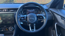 Jaguar F-Pace 2.0 D200 R-Dynamic Black 5dr Auto AWD Diesel Estate